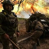 EE.UU. suministrará munición de racimo a Ucrania, prohibida por muchos países