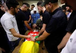 Al menos un palestino muerto y tres heridos por balas del Ejército de Israel en Nablús, Cisjordania