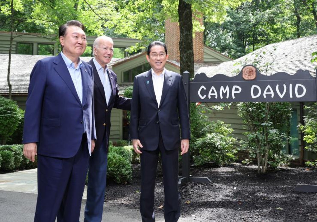 Reunión trilateral entre los mandatarios en Camp David