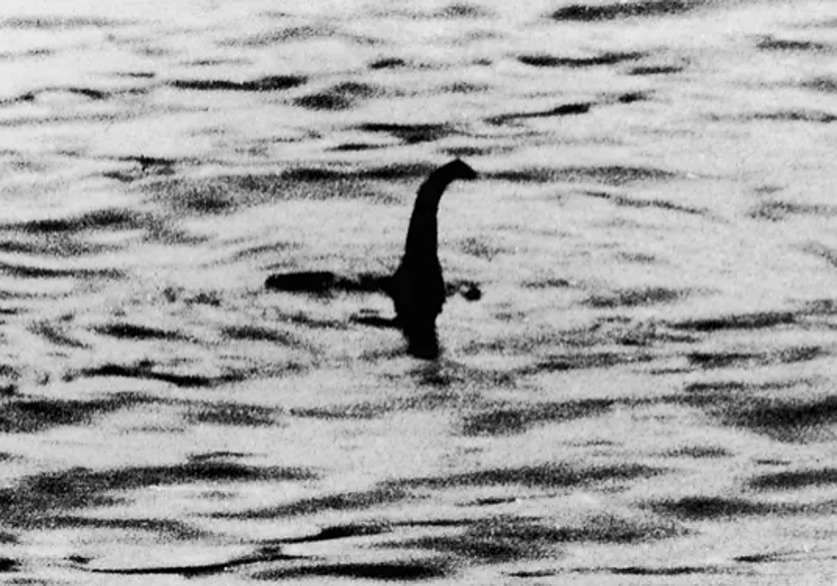 Fotografía de Nessie en 1934 que se demostró falsa