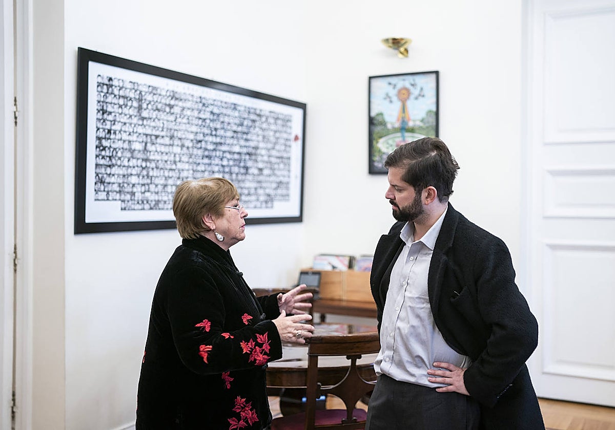 Bachelet apoya declaración para la democracia en aniversario del Golpe