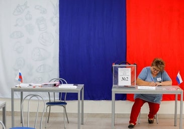 El Kremlin celebra «elecciones locales» en los territorios ocupados de Ucrania en busca de legitimidad