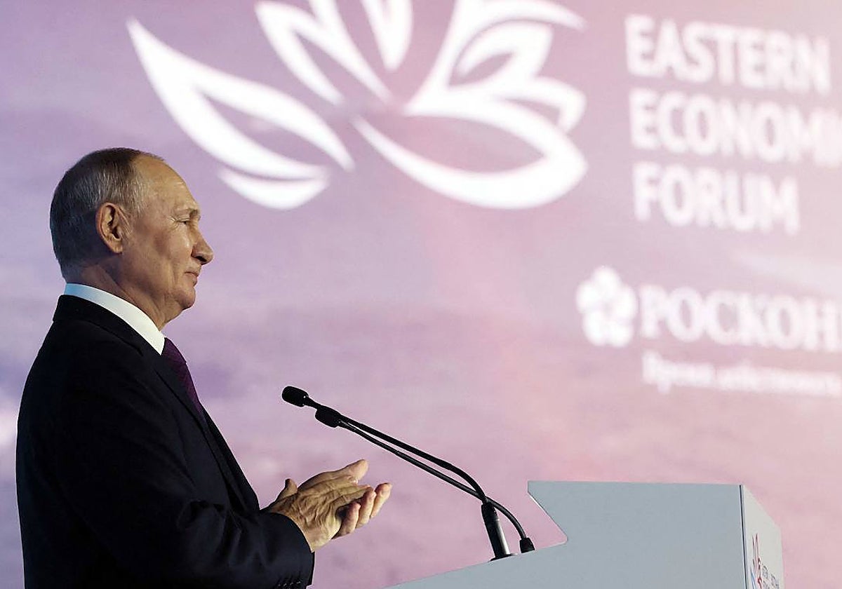 El presidente ruso, Vladímir Putin, en el VIII Foro Económico Oriental en Vladivostok