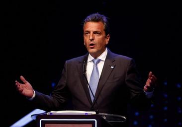 El candidato a la presidencia de Argentina, Sergio Massa se «disculpa» por los «errores» del Gobierno que «lastimaron a la gente»