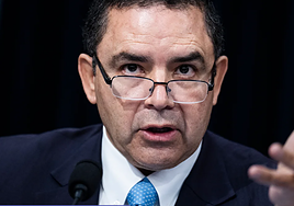 Un congresista demócrata, asaltado a punta de pistola para robarle el coche en Washington