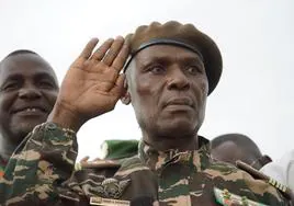 El régimen militar de Níger acusa a Francia de planear el asesinato de destacados líderes