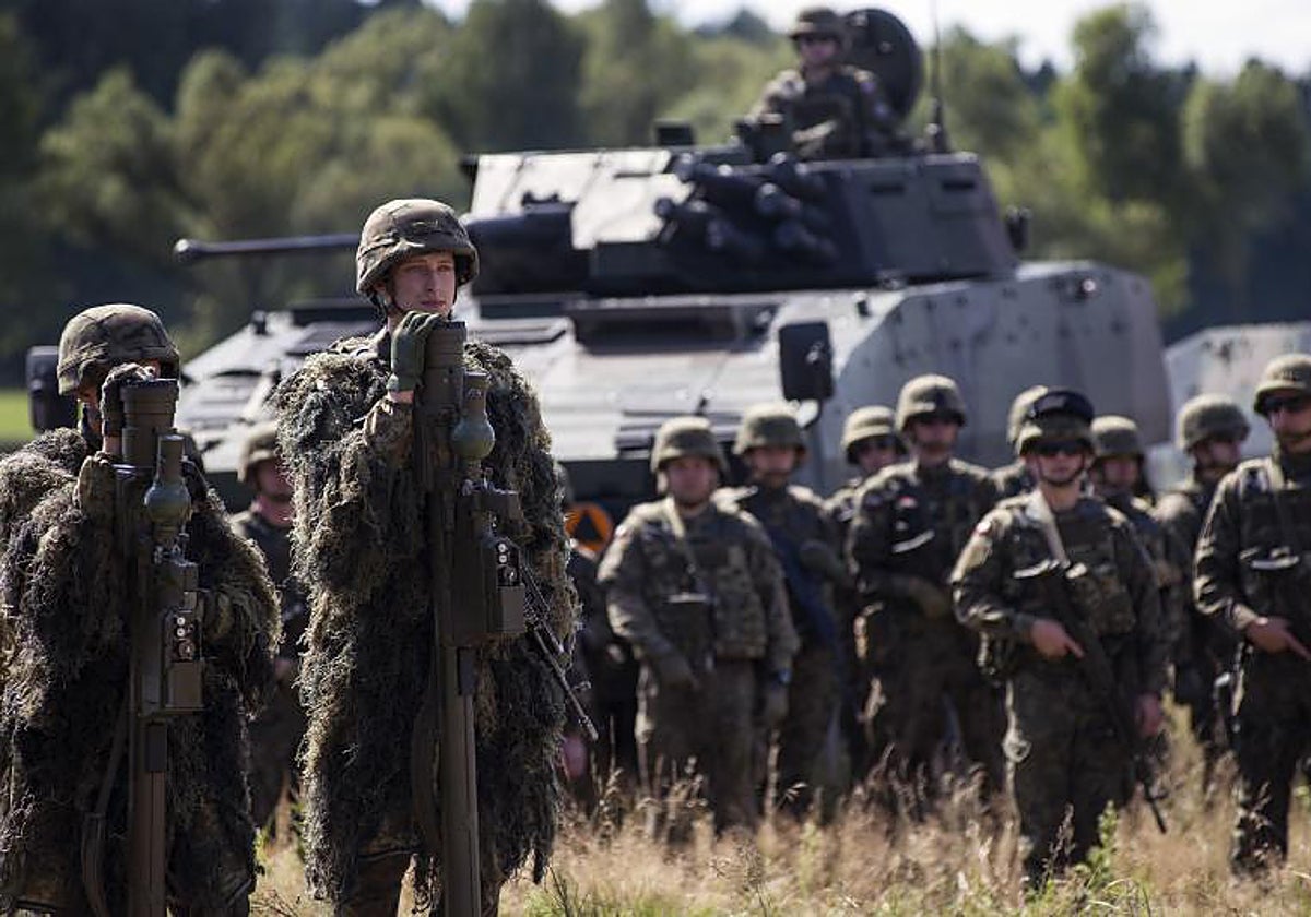 Tropas polacas en la frontera de Bielorrusia