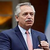 Alberto Fernández denuncia a Milei en la Justicia por «atemorizar» a la población tras la tensión bancaria