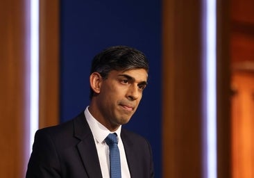 Sunak advierte que ninguna corte internacional va a detener los vuelos de inmigrantes deportados a Ruanda