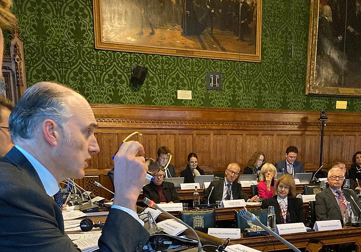 El ministro de Exteriores británico, Leo Docherty