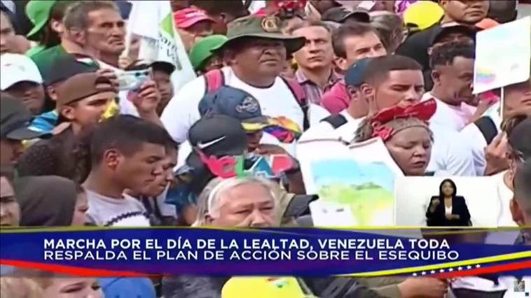 Nicolás Maduro llama a "denunciar" a opositores "en cada calle" por traición a la patria