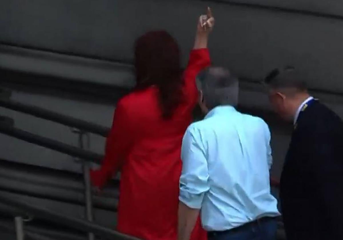 Cristina Fernández de Kirschner, a su llegada al Congreso argentino