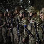 Ucrania busca soldados que hablen español para ir al frente y ofrecen un sueldo de más de 3.000 euros