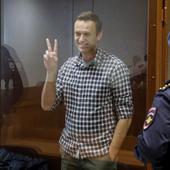 El opositor ruso Navalni denuncia que ha sido puesto en aislamiento tras su traslado al Ártico