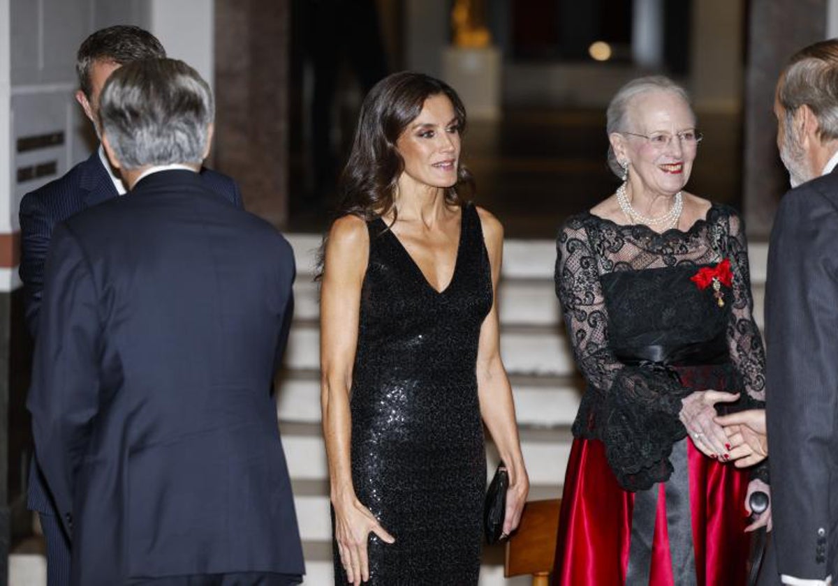 La Reina Margarita II y la Reina Letizia están en honor al escenario celebrado en Copenhague, en el reciente viaje oficial de los Reyes de España a Dinamarca.