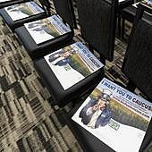 Qué son los caucus en las elecciones primarias de Estados Unidos: cómo funcionan y por qué son importantes