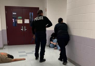 El Gobierno de EE.UU. ve una «cascada de fallos» de la Policía en la matanza de Uvalde (Texas): «Las víctimas merecían algo mejor»