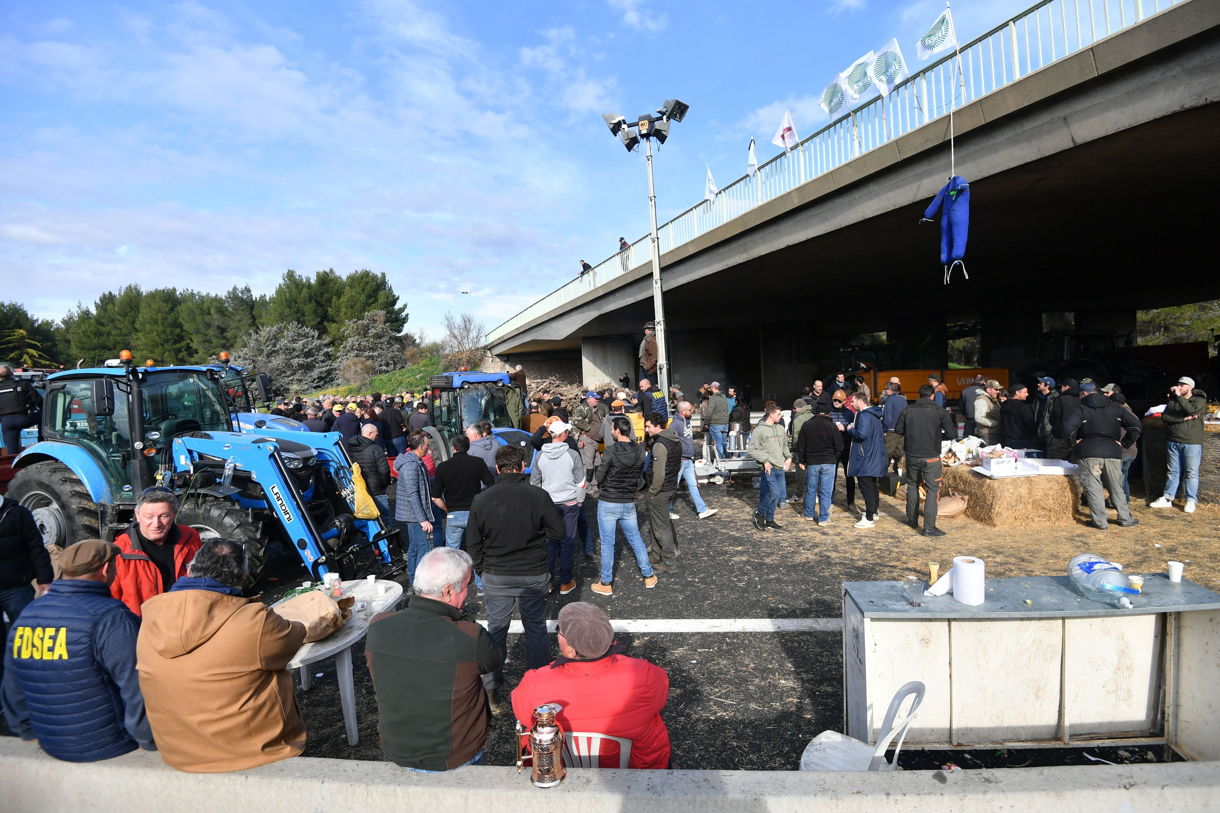 La protesta de los agricultores franceses en París, en imágenes