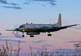 Cazas alemanes escoltan de vuelta un avión militar ruso que volaba camuflado sobre el Báltico