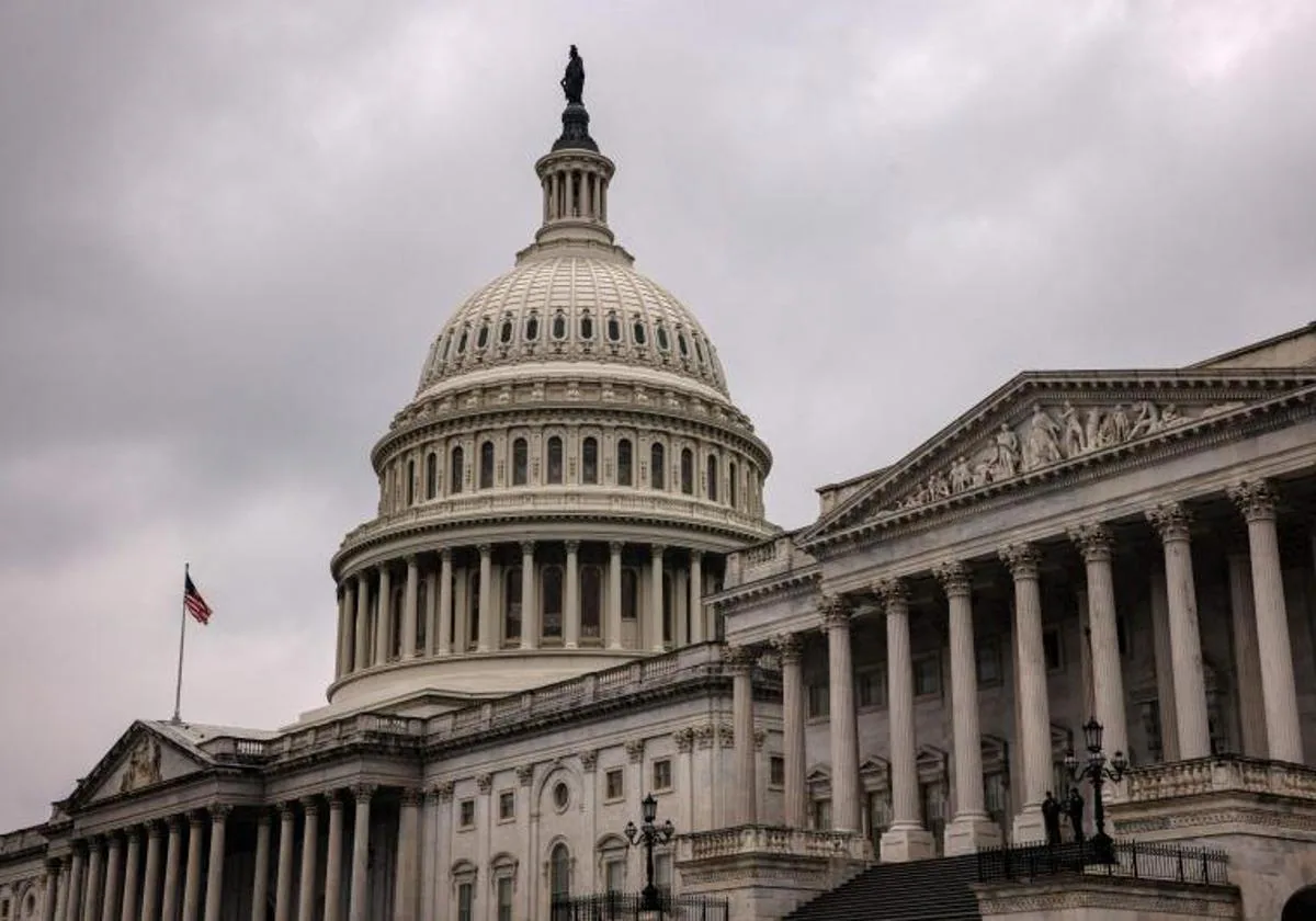 El Senado de EEUU aprueba una ayuda de 60.000 millones de dólares para Ucrania, pero la Cámara Baja la rechazaría