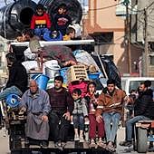 El avispero de Rafah: el paso fronterizo que quintuplica su población y ha pasado de zona segura a asediada