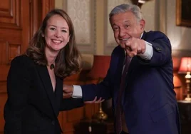López Obrador concede su única entrevista en años a una periodista ligada a Putin