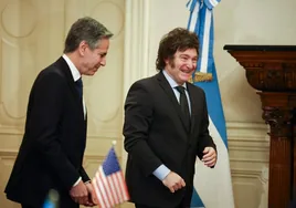 «La dolarización es una decisión de Argentina», asegura Blinken tras su reunión con Milei en Buenos Aires