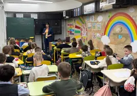 El metro ucraniano reconvertido en escuela antimisiles