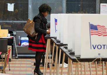 Trump y Biden vencen con facilidad las elecciones primarias de sus partidos en Michigan