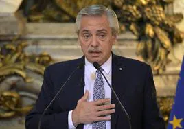 El expresidente de Argentina Alberto Fernández, imputado por malversación de fondos