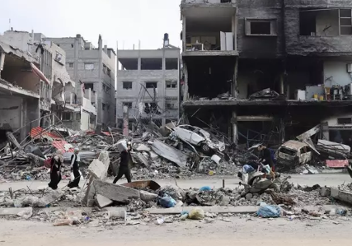 Edificios dañados por bombas de las Fuerzas de Defensa de Israel contra el campo de refugiados de Yabalia, en el norte de la Franja de Gaza