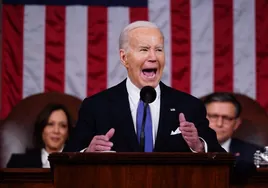 Un Biden desatado convierte el acto más solemne en un mitin electoral