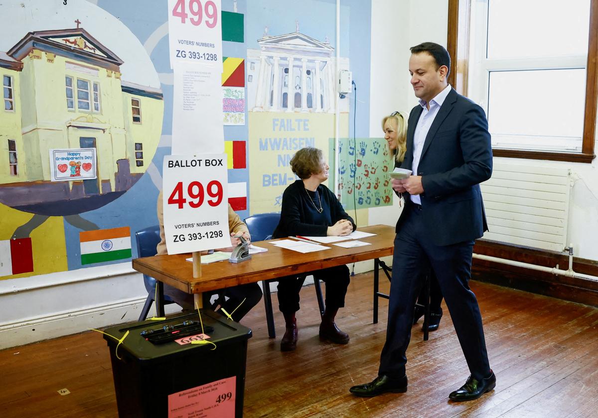 El primer ministro irlandés, Leo Varadkar, en la votación