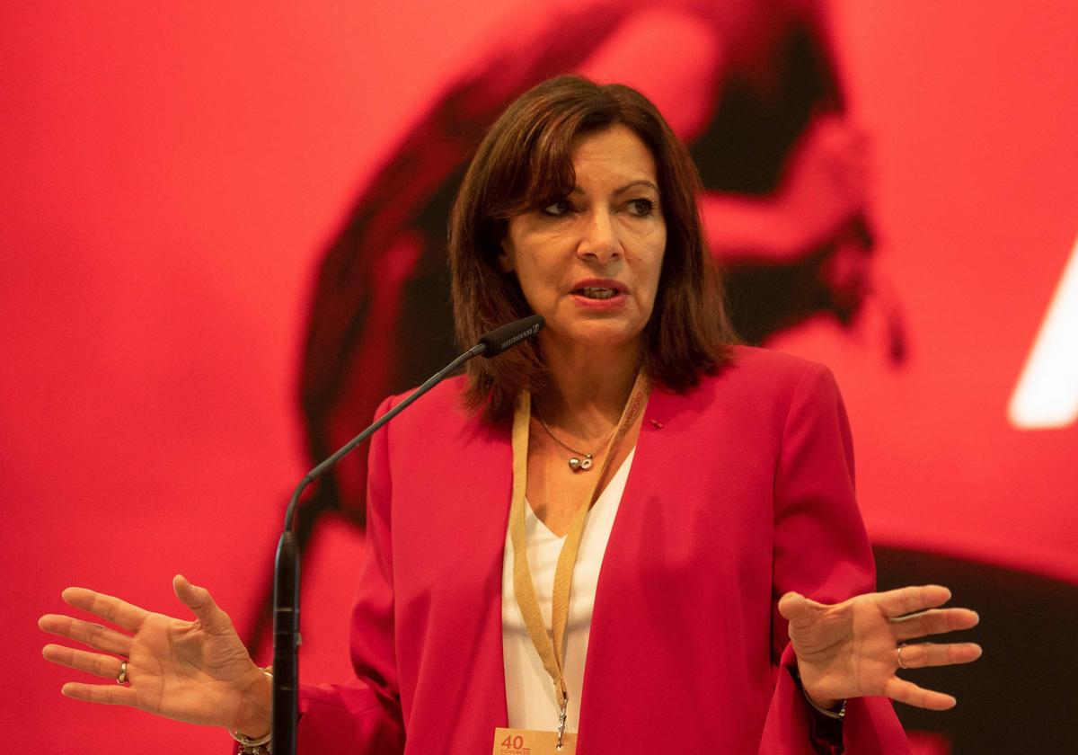 Anne Hidalgo en Valencia durante el 40 aniversario del PSOE