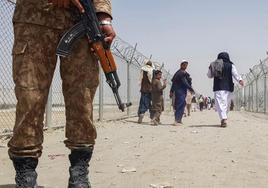 Al menos siete militares muertos en un ataque terrorista contra un puesto del Ejército de Pakistán cerca de la frontera con Afganistán