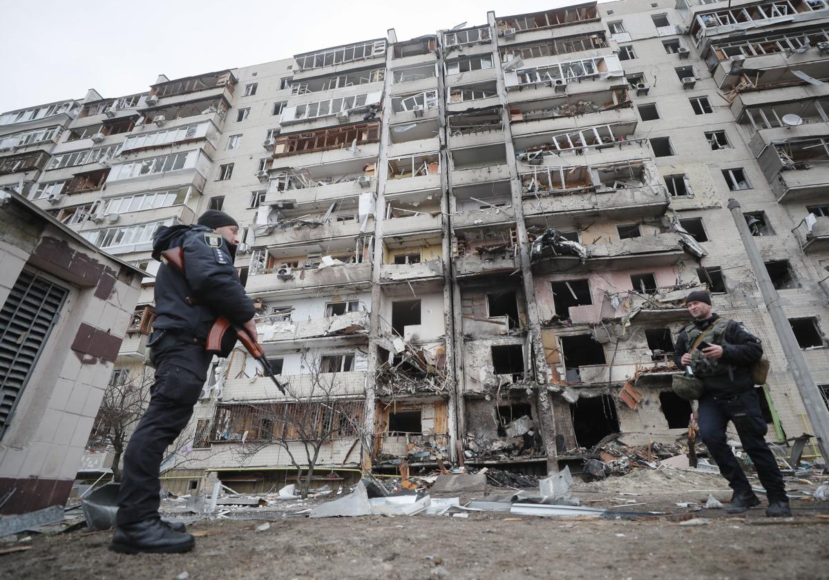 Imágenes de Kiev bombardeado, foto de archivo de febrero de 2022