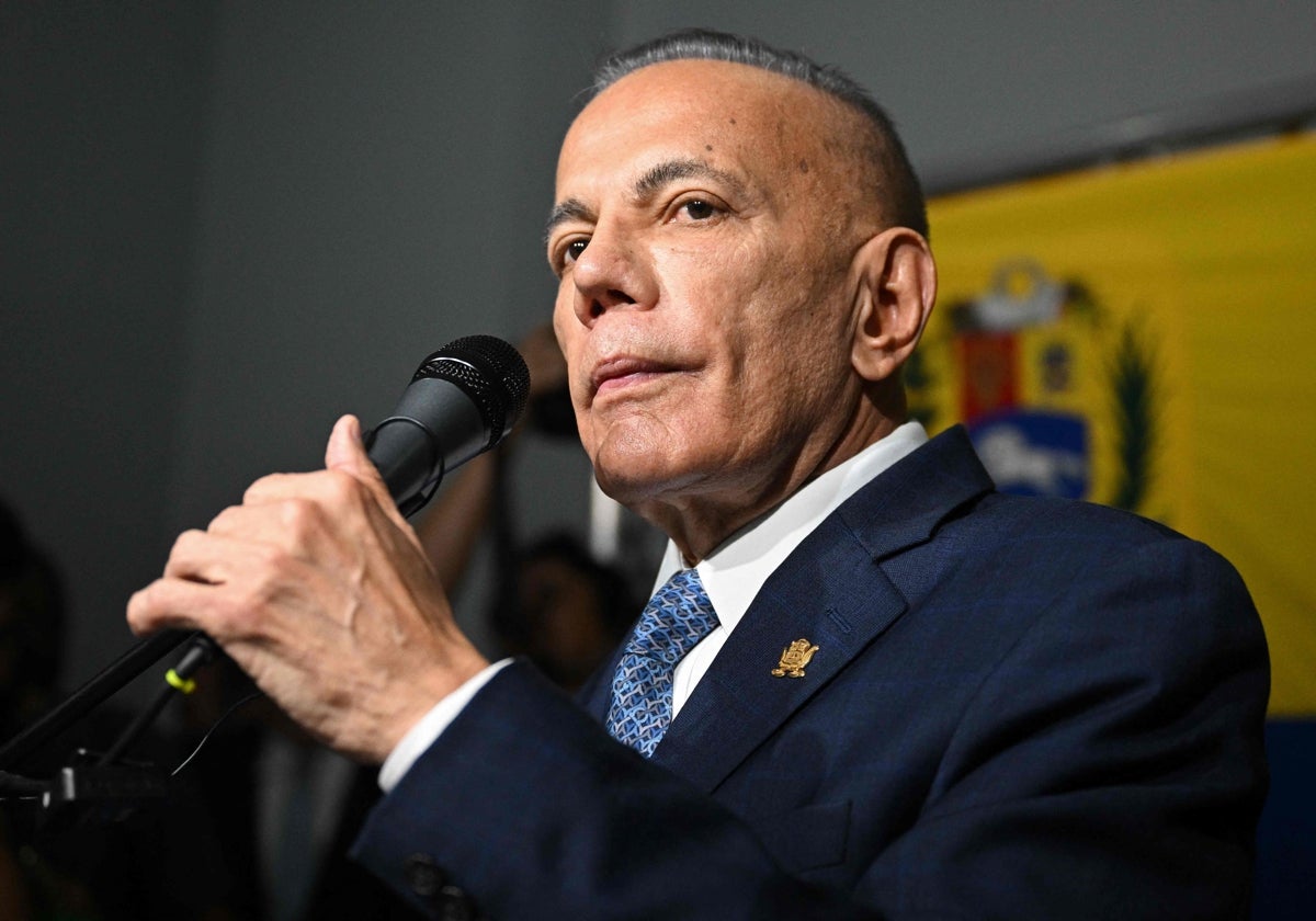 Mnauel Rosales, durante una rueda de prensa ofrecida este martes en Caracas