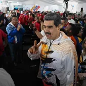 Maduro divide de nuevo a la oposición en vísperas de las elecciones