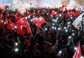 Turquía da la espalda en las urnas a un Erdogan que vuelve a perder Estambul