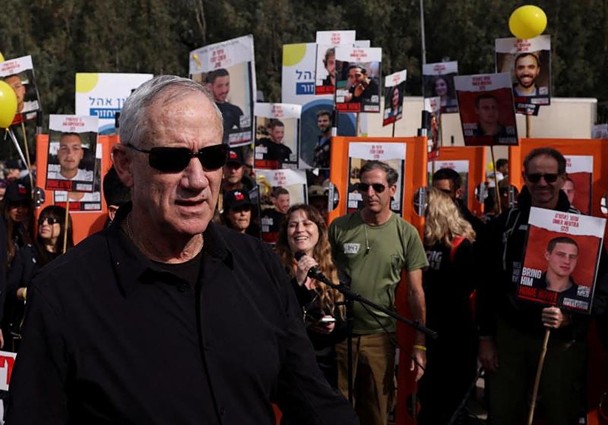 El líder de la oposición de Israel, Benny Gantz, pide elecciones anticipadas y apela a la unidad de la sociedad en medio de las protestas