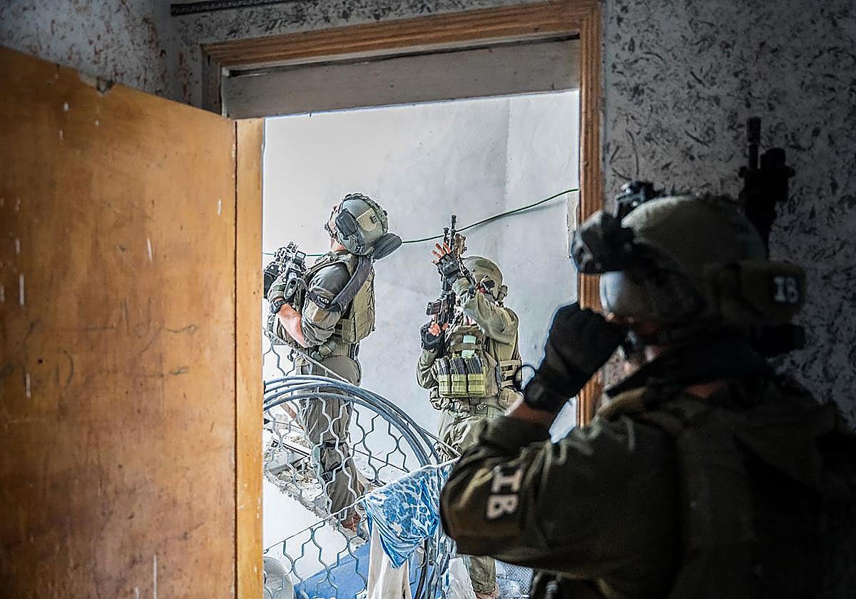 Soldados israelíes en Gaza