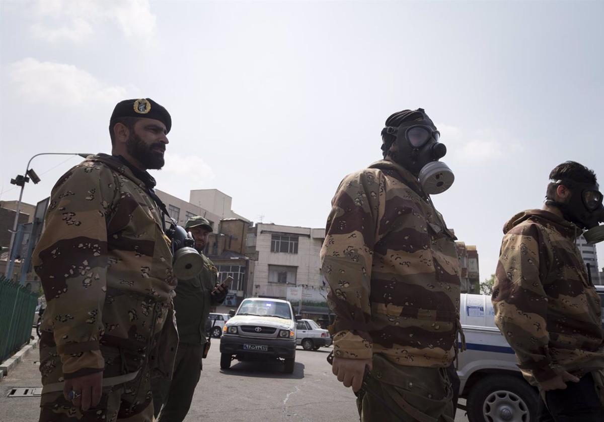Miembros de las fuerzas de seguridad iraníes en una imagen de archivo.