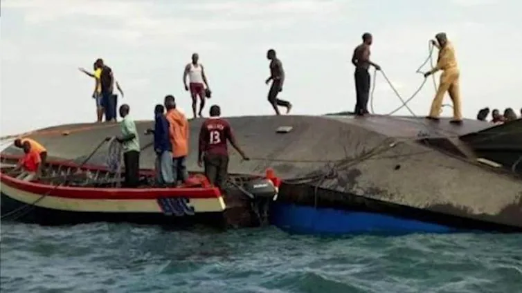 Al menos 94 personas han muerto en Mozambique tras el naufragio de un ferri sin licencia