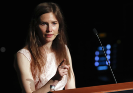 La Justicia italiana vuelve a juzgar por difamación a Amanda Knox 8 años después de absolverla por el asesinato de su compañera de piso