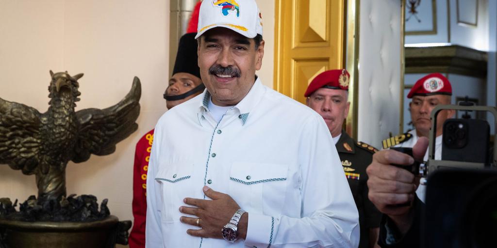 Venezuela lidia con la disperada de impedir sanciones de EE.UU. Venezuela lidia con la disperada de impedir sanciones de EE.UU.