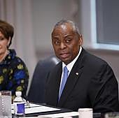 EE.UU. enviará más tropas a Oriente Próximo mientras Israel se prepara