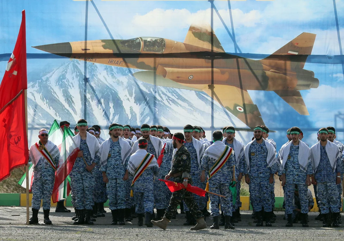 Irán celebra el Día del Ejército Nacional