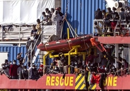 La Justicia italiana retira los cargos en el caso contra las ONG por rescatar migrantes en el Mediterráneo