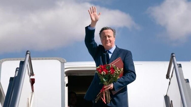Críticas a David Cameron por contratar un avión de lujo de 50 millones de euros para su gira por Asia central