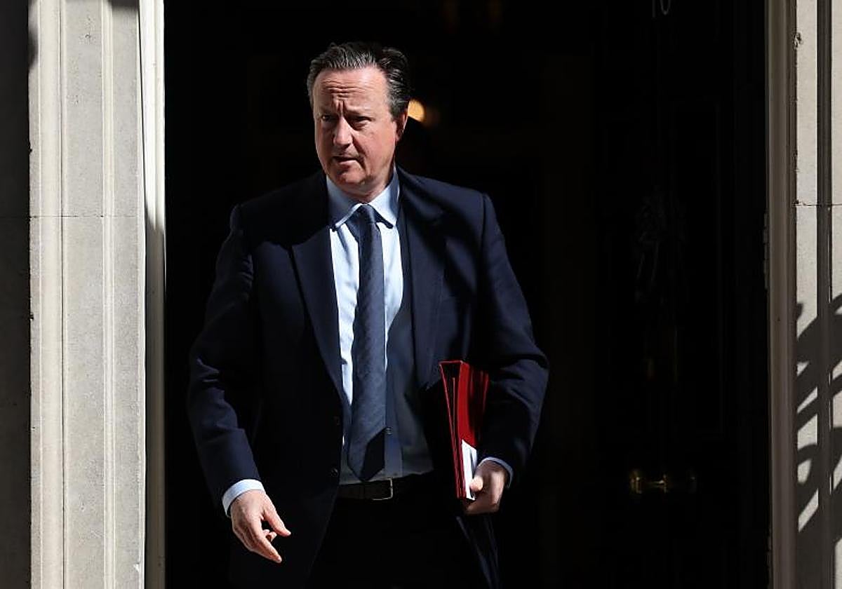 El ministro de Exteriores británico, David Cameron